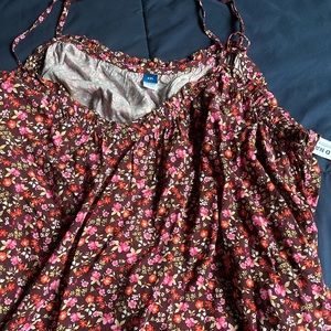 New Old Navy thin straps blouse